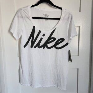 Nike Dri-FIT Scoop Neck Tee - MEDIUM - NWT